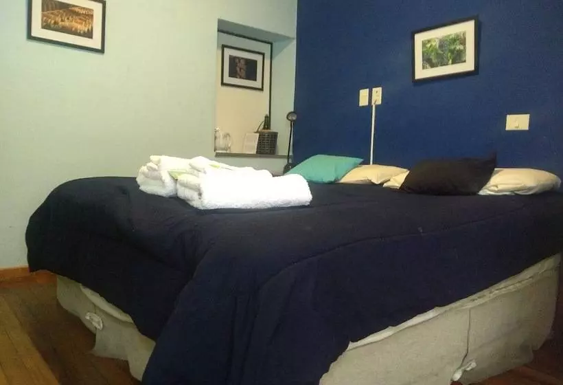 Sabatico Travelers Hostel & Guesthouse