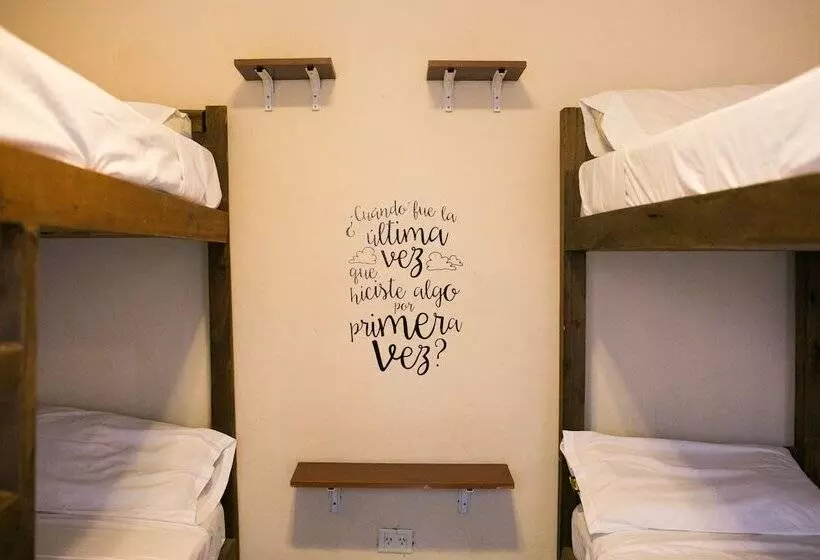 Sabatico Travelers Hostel & Guesthouse