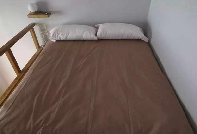 Sabatico Travelers Hostel & Guesthouse