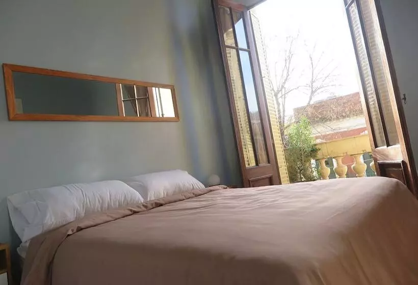 Sabatico Travelers Hostel & Guesthouse