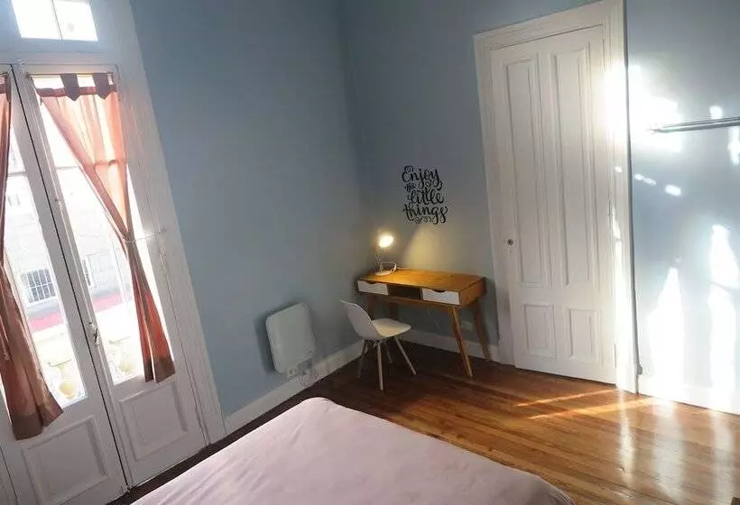 Sabatico Travelers Hostel & Guesthouse