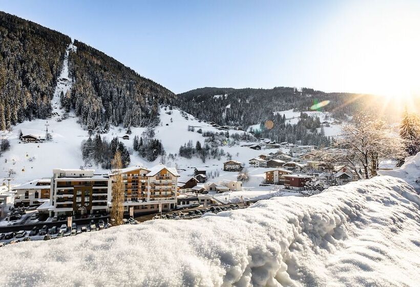 هتل Erlebnis Mallaun