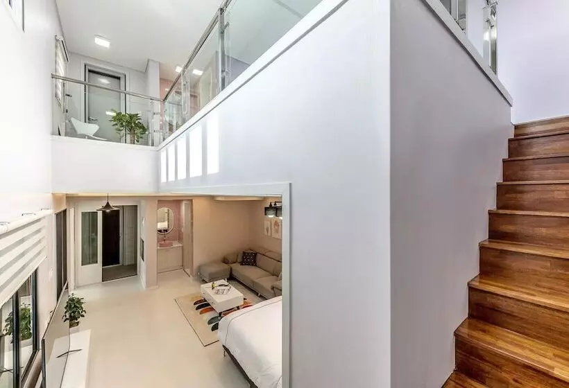 هتل Gosung Shalala Private Pool & Spa Villa