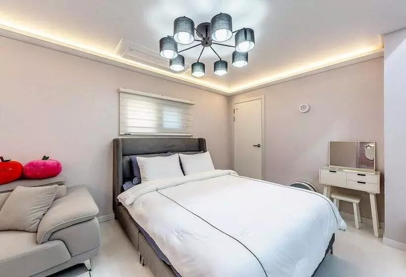 هتل Gosung Shalala Private Pool & Spa Villa