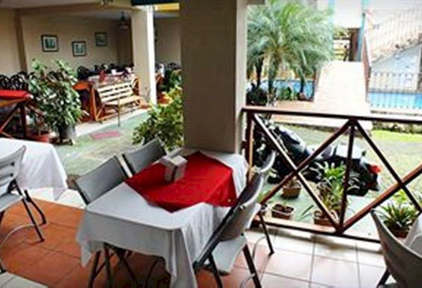 Отель Arenal Bromelias