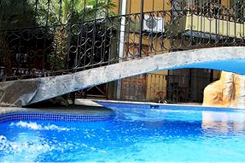 Отель Arenal Bromelias