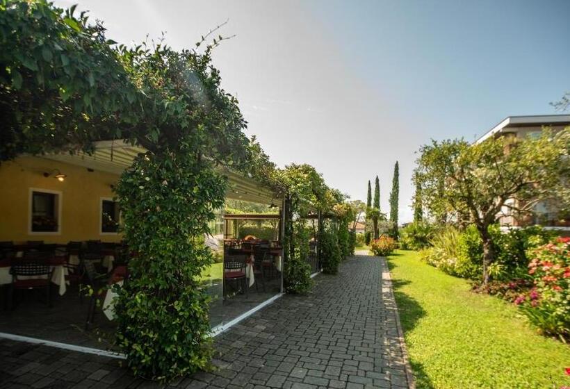 ホテル Bella Italia