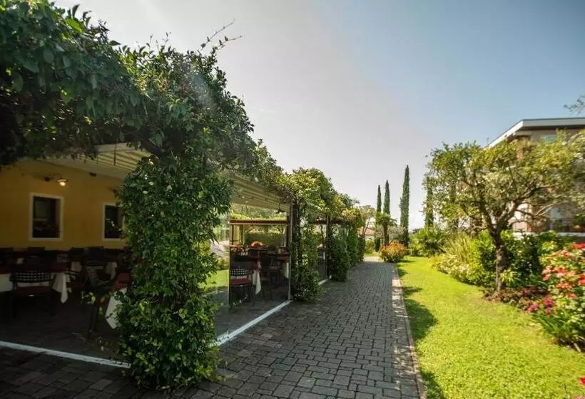 ホテル Bella Italia