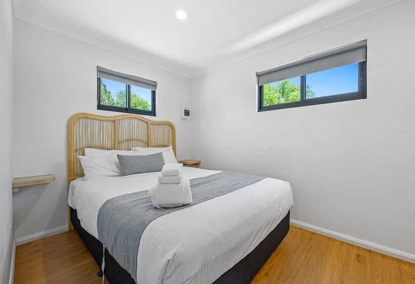 בית מלון כפרי Eureka Stockade Holiday Park