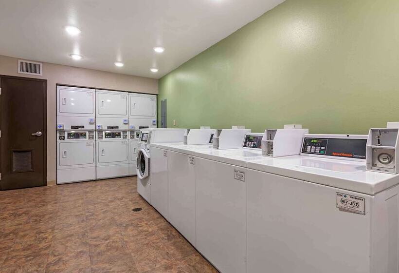 בית מלון כפרי Extended Stay America Select Suites Cincinnati Florence Airport