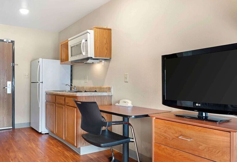 בית מלון כפרי Extended Stay America Select Suites Cincinnati Florence Airport