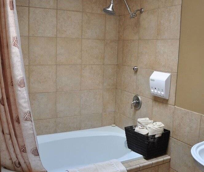 Szálloda Fraser River Outpost Lodge