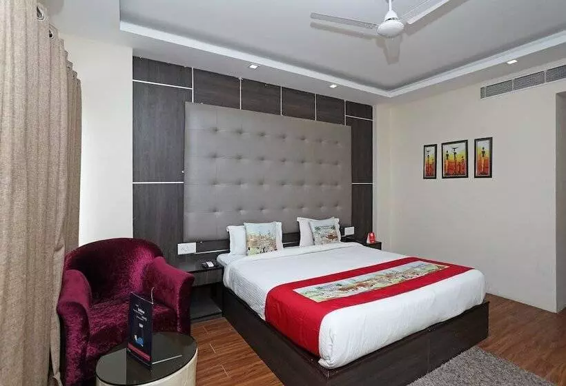 فندق Grand Harshal