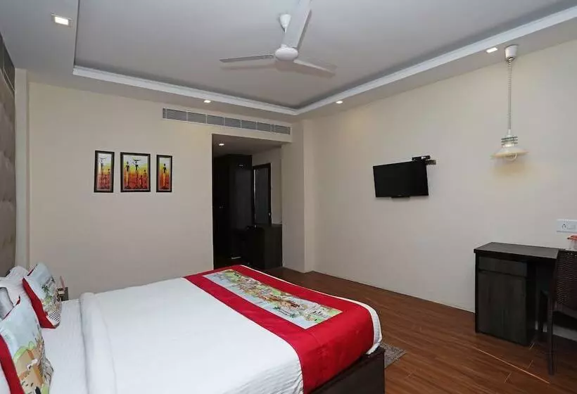 فندق Grand Harshal