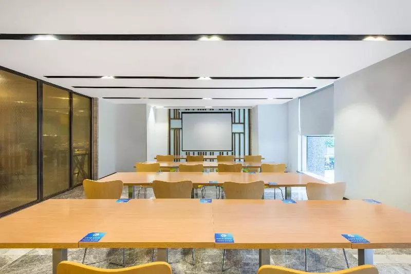 Hotel Holiday Inn Express Hangzhou Huanglong, An Ihg