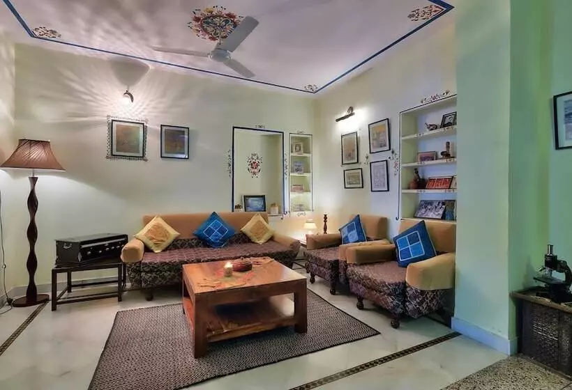 هتل Ikaki Niwas   A Heritage Boutique