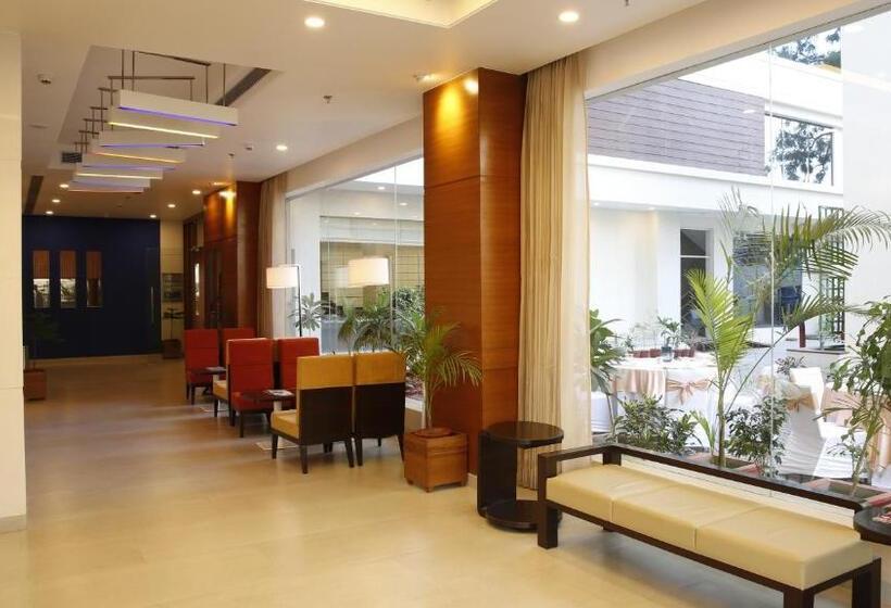 فندق Nirwana Hometel Jaipur  A Sarovar