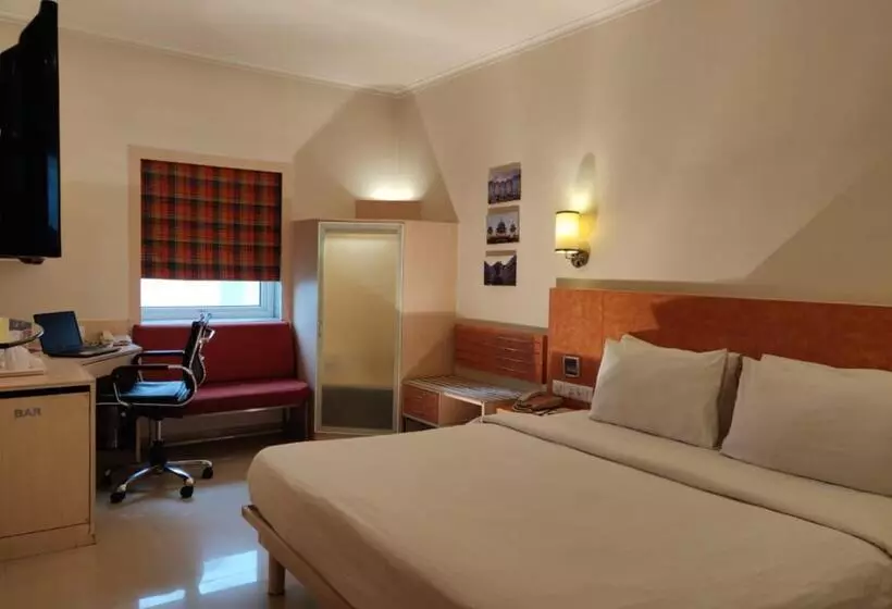 酒店 Nirwana Hometel Jaipur  A Sarovar