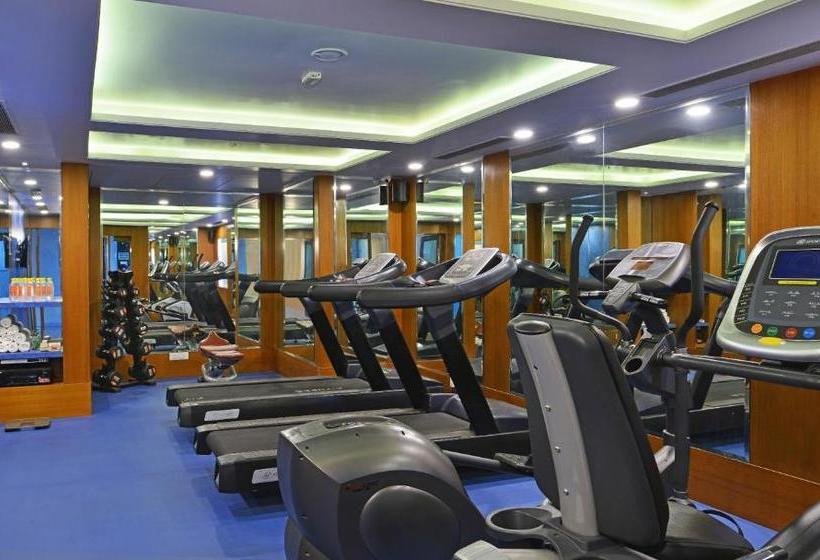 فندق Nirwana Hometel Jaipur  A Sarovar