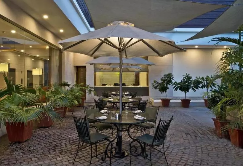 酒店 Nirwana Hometel Jaipur  A Sarovar