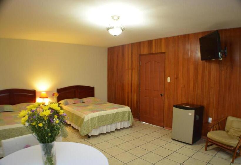 هتل Posada Don Pantaleon