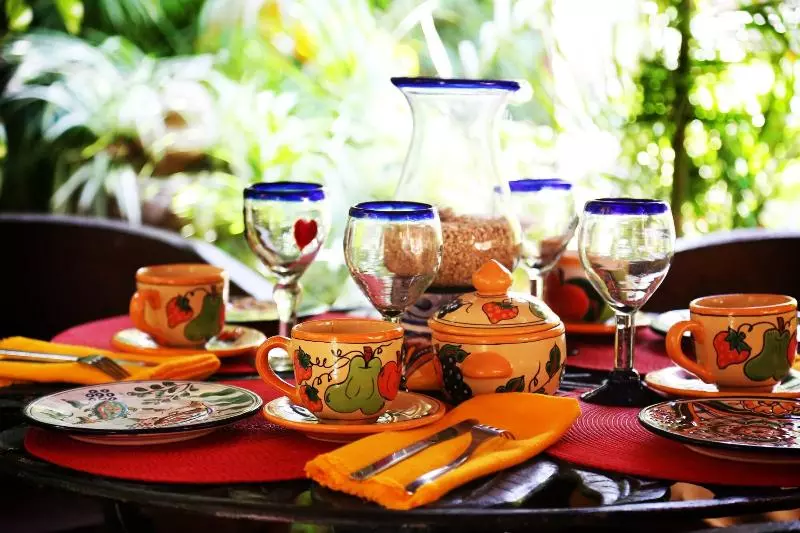 هتل The Mexican Inn