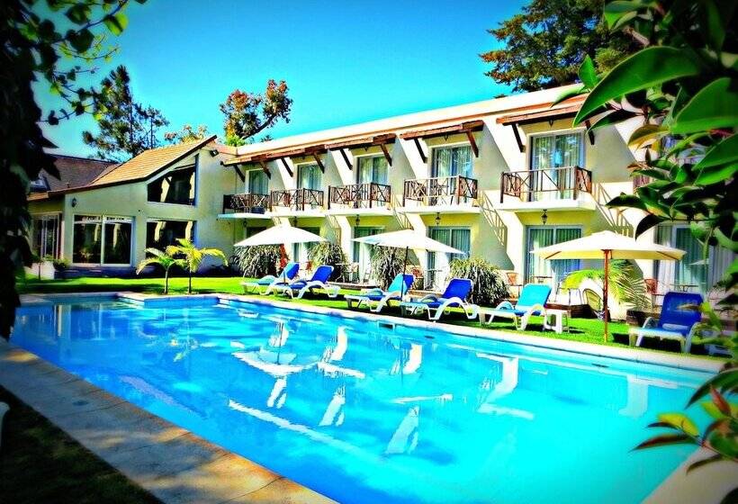 Petit Chateau Hotel Boutique