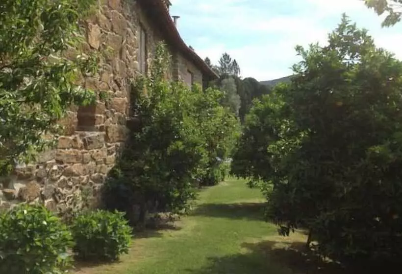 Quinta Das Escomoeiras