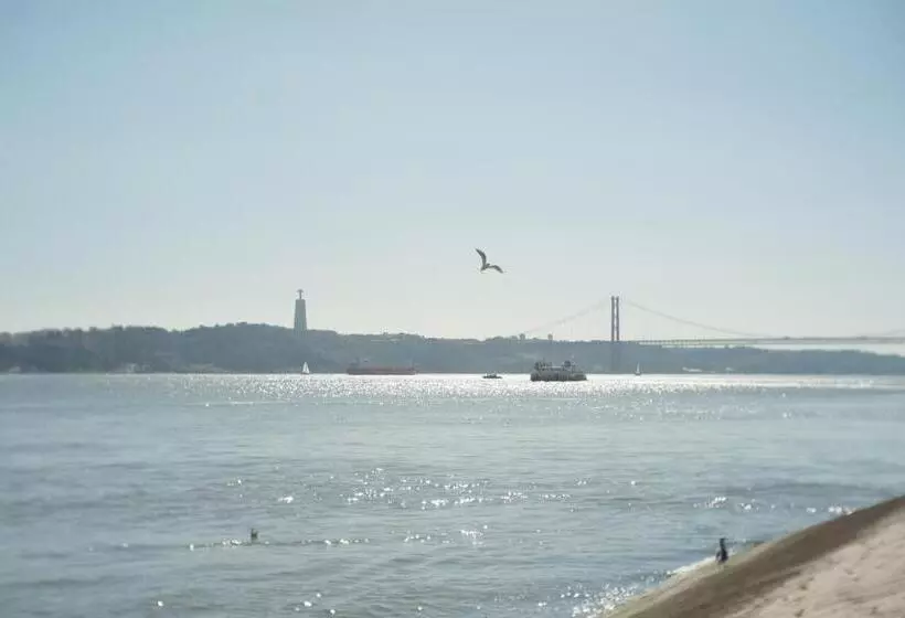 Sunset Destination Hostel