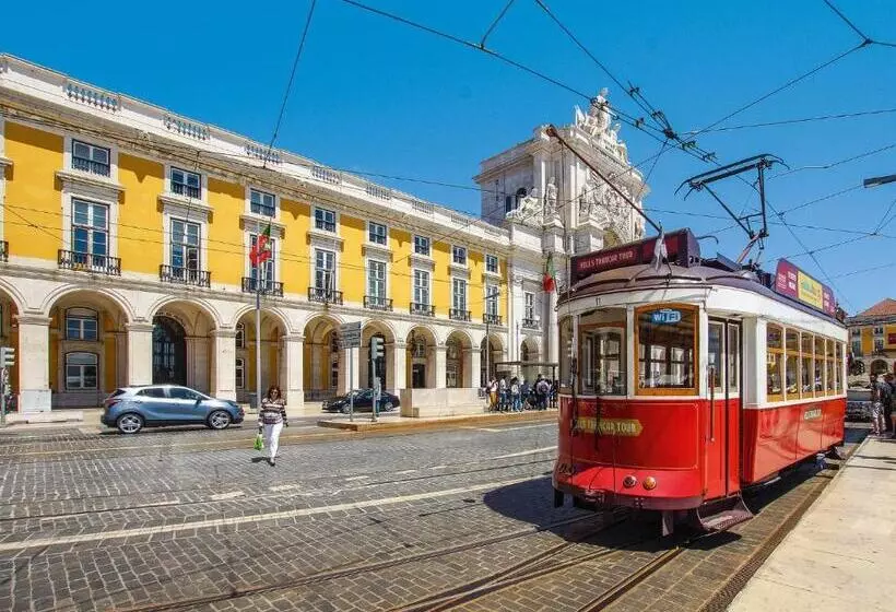 Sunset Destination Hostel