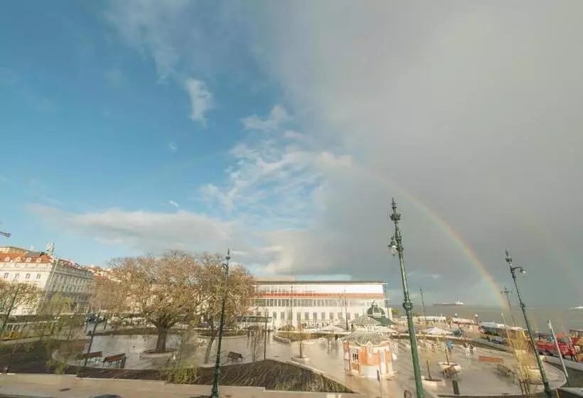 Sunset Destination Hostel