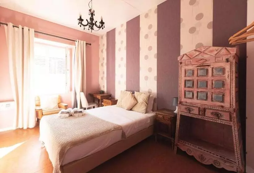 Sunset Destination Hostel