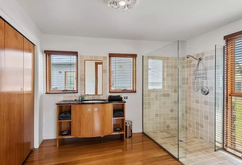 Wheelhouse Apartments