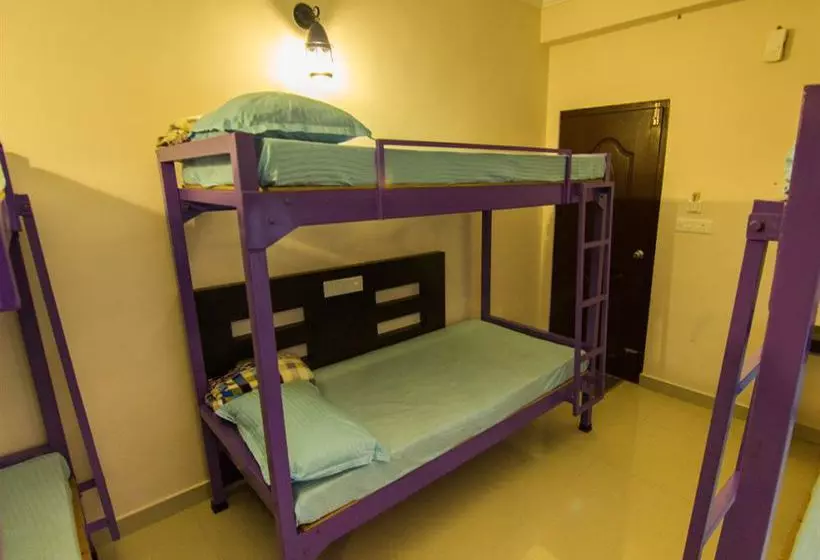 호스텔 Vedanta Wake Up!