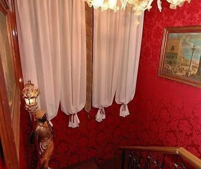 تختخواب و صبحانه Residenza La Loggia