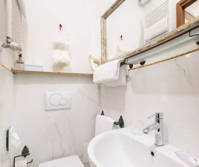 تختخواب و صبحانه Residenza La Loggia