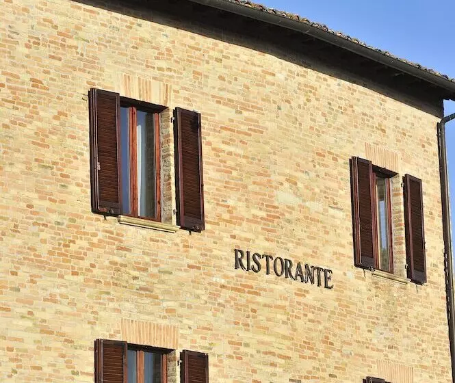 Hotel Albergo Diffuso Borgo Montemaggiore