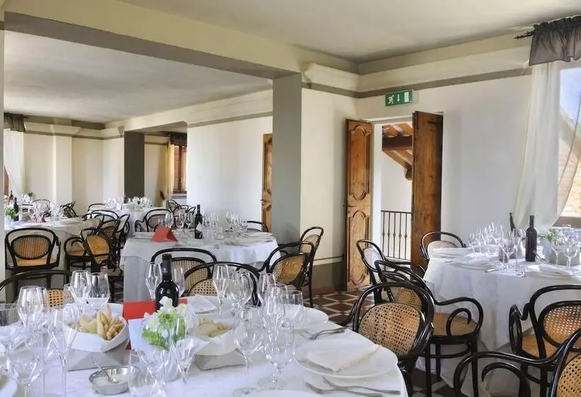 Hotel Albergo Diffuso Borgo Montemaggiore