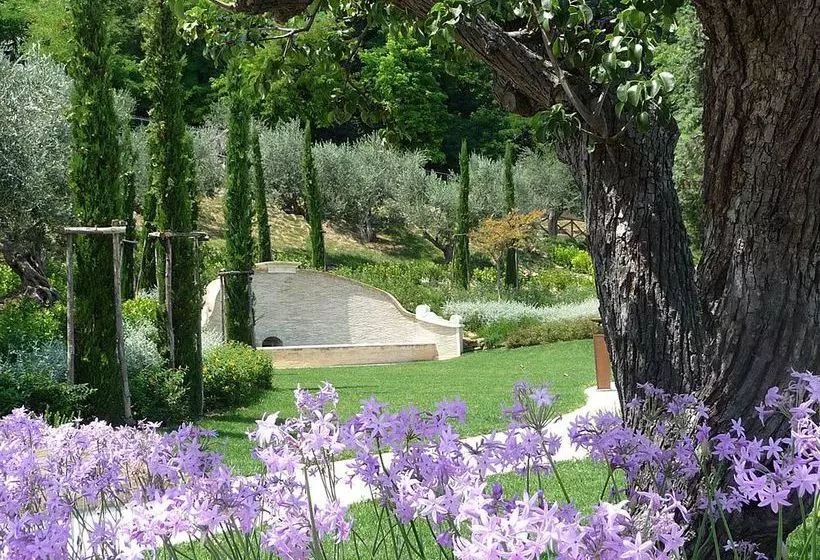 Отель Borgo Fonte Scura