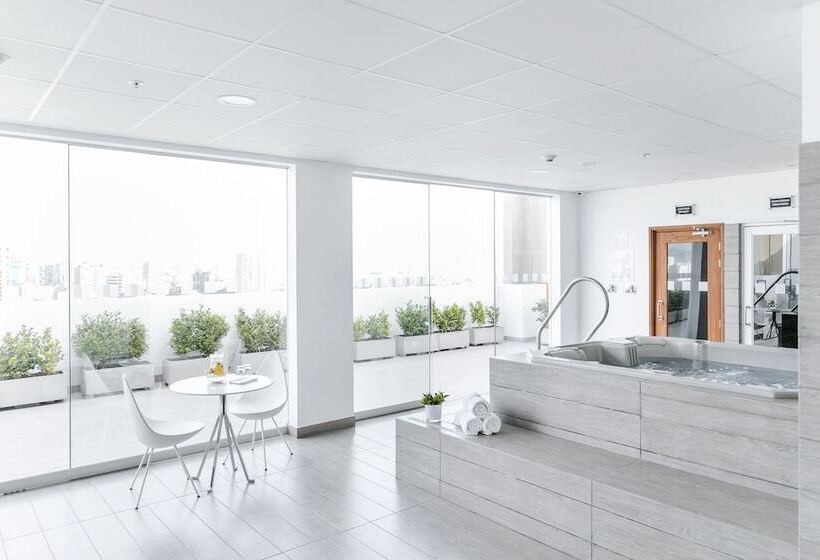 فندق Costa Del Sol Wyndham Lima City