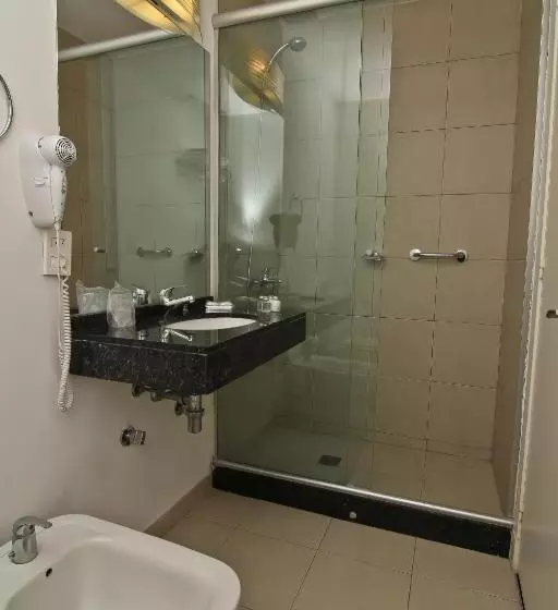 فندق De La Plaza