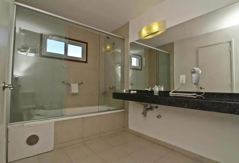 فندق De La Plaza