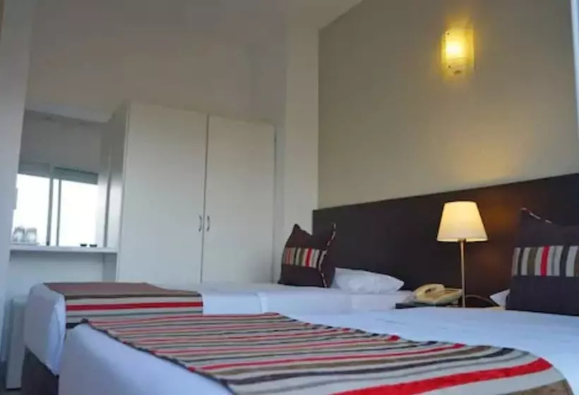 فندق De La Plaza