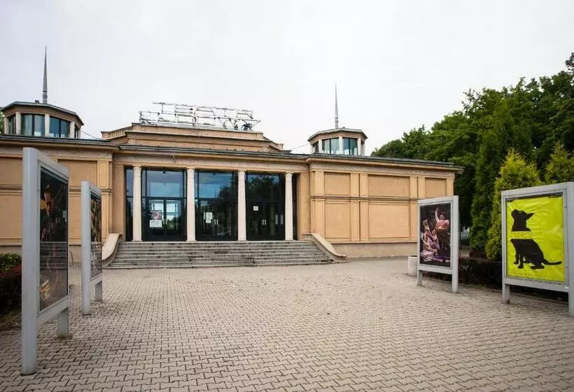 ホテル Dom Turystyczny Indigo