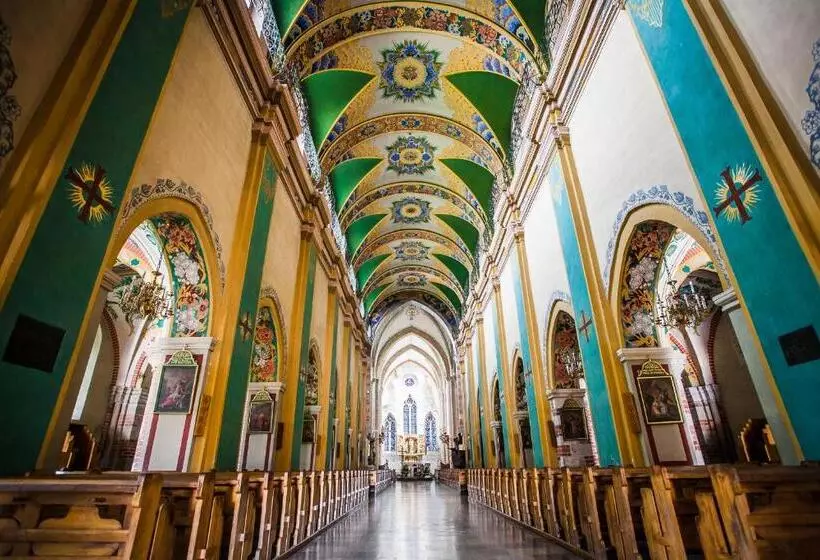 ホテル Dom Turystyczny Indigo