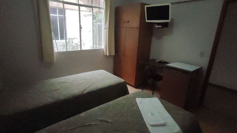 ホテル Hara Palace