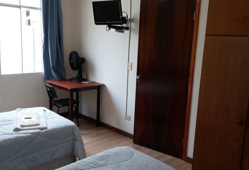 ホテル Hara Palace