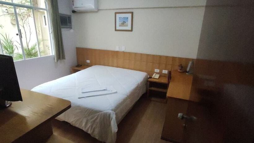 ホテル Hara Palace