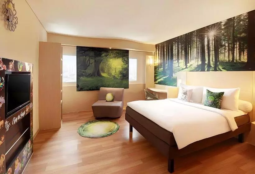 ホテル Ibis Jakarta Harmoni