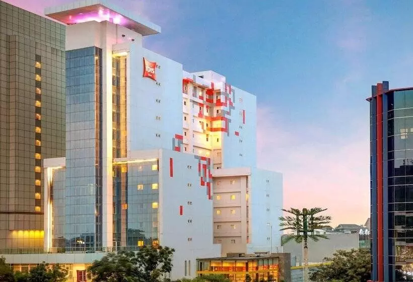 ホテル Ibis Jakarta Harmoni